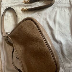Coach Elegant Tan Leather Women's Bag